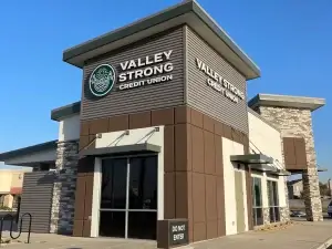 Valley Strong Dinuba - klassen and smith