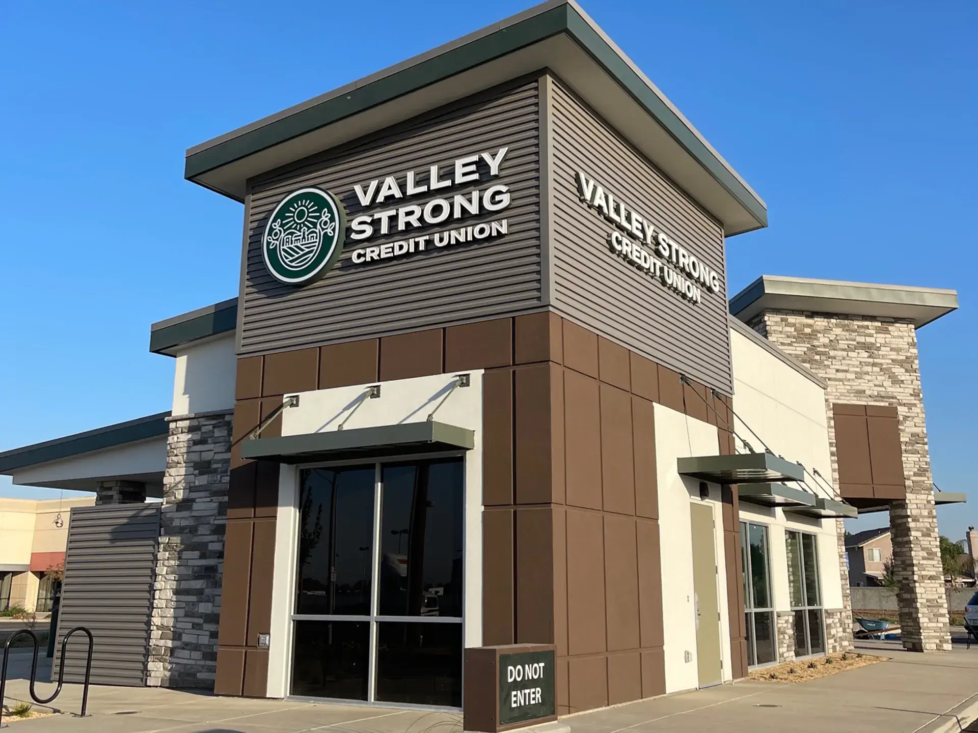 Valley Strong Dinuba - klassen and smith